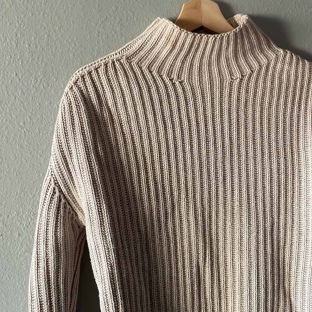 Gap Ribbed Chunky Knit Sweater